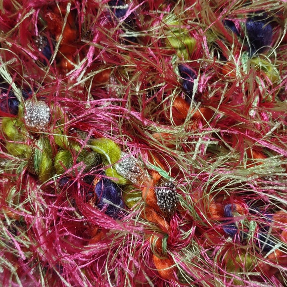 Artisan Crafted Eyelash Fringe Scarf - Picture 3 of 3